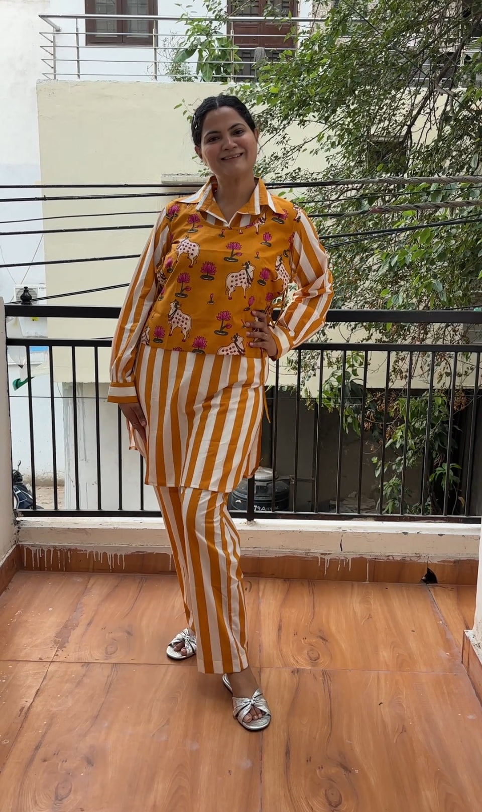 VEST STRIPES MUSTARD