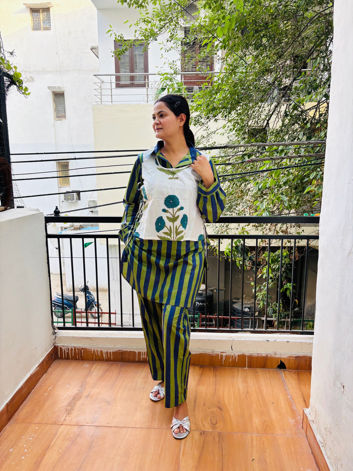 VEST STRIPES GREEN