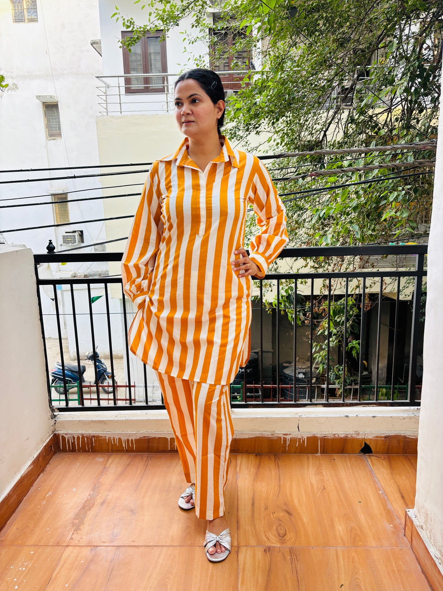 VEST STRIPES MUSTARD